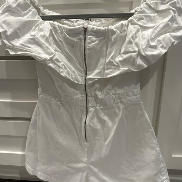 Ashley Park White Romper, size 8 - Picture 4 of 5